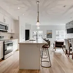 Kensington Lodge 2