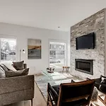 Kensington Lodge 2
